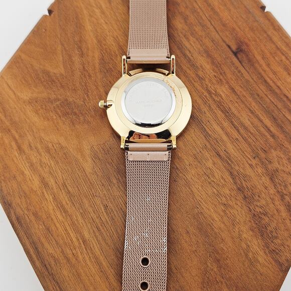 Gold Tone Minimalist Watch Neutrals Beige Taupe Contemporary Simple Old Money - Picture 6 of 7